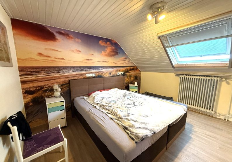 Schlafzimmer DG